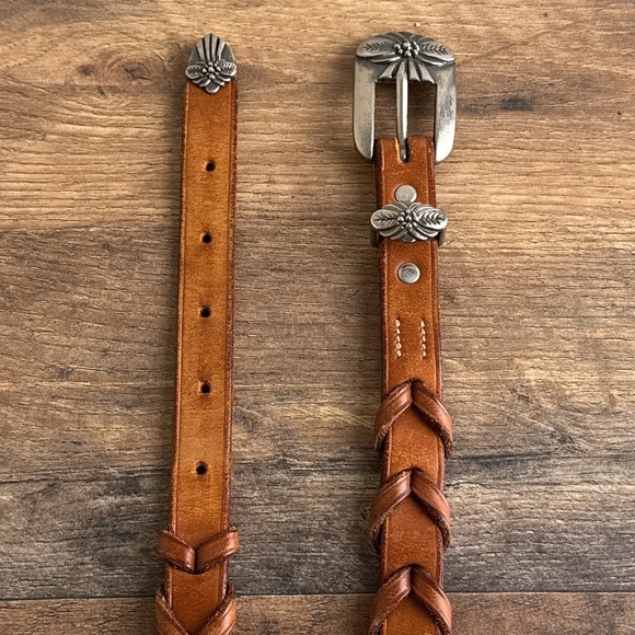 Vintage Western Tan Braided Leather Belt Silver Floral Buckle Tip Womens Size 28 - Picture 3 of 7